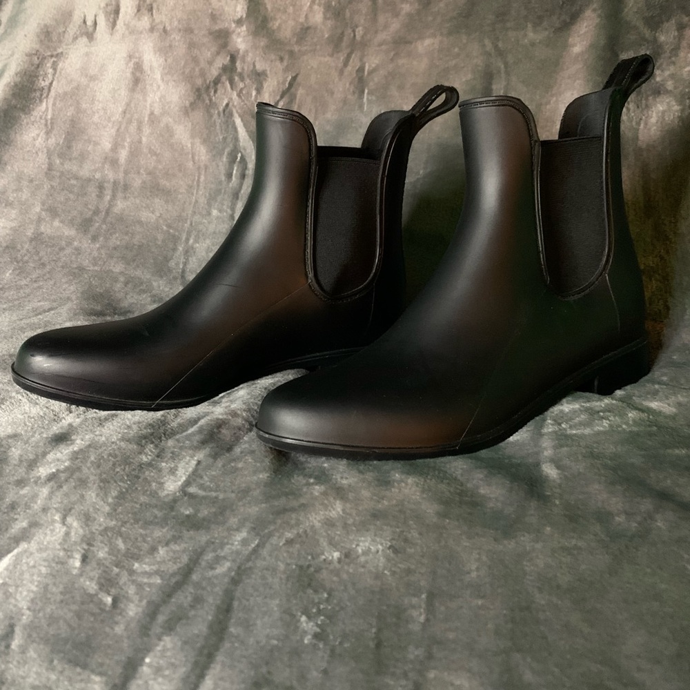 Black rubber capelli by new york boots